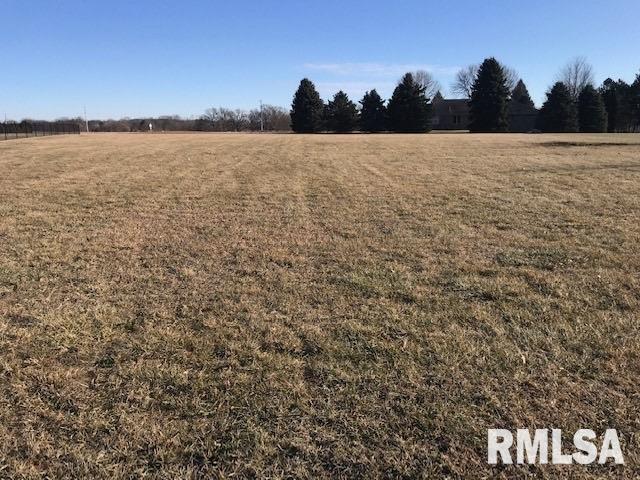 2215 Ridgefield Dr., Port Byron, IL 61275