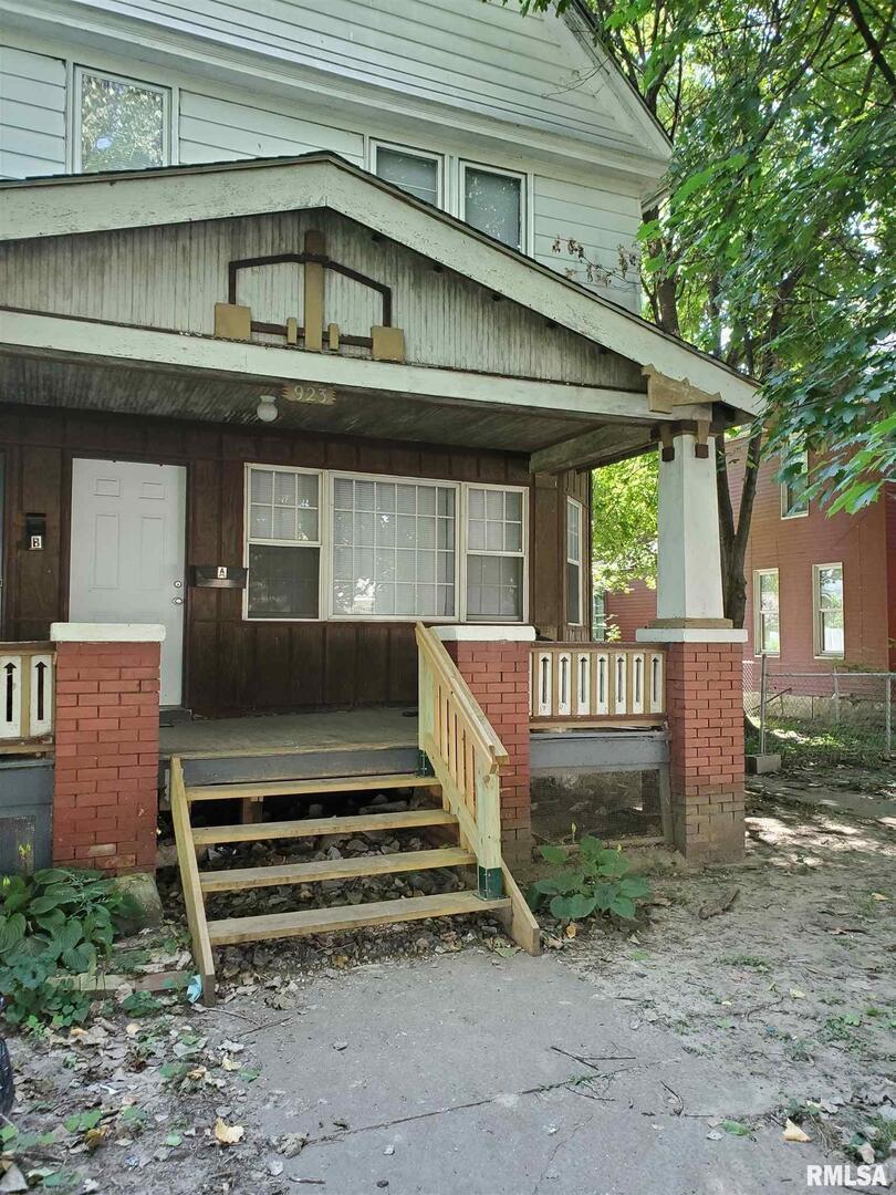 923 21st St., Rock Island, IL 61201