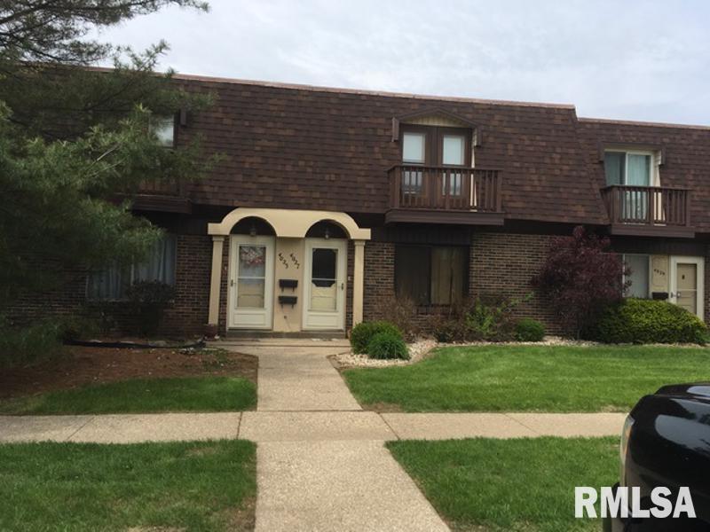 4027 N Westport Ct., Peoria, IL 61615