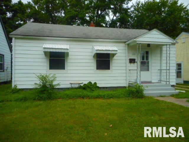 1325 27th Ave., Moline, IL 61265
