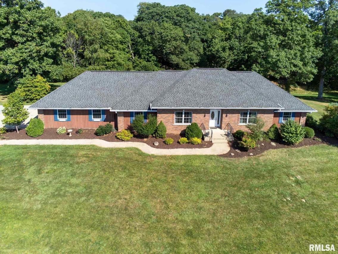 19119 37th Ave., Port Byron, IL 61275