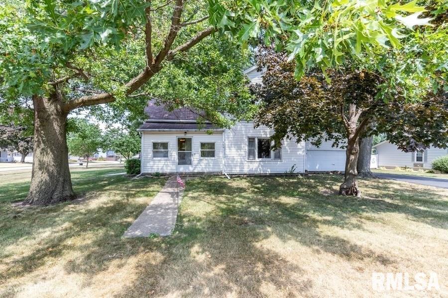 306 W 2nd St., Atkinson, IL 61235