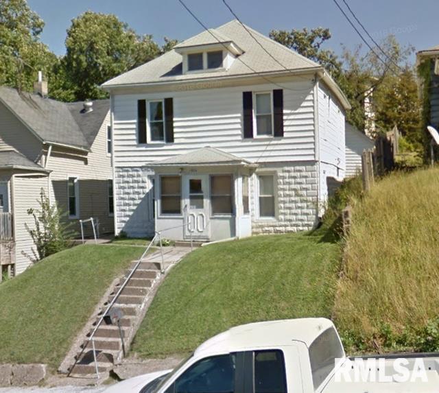 1924 13th St., East Moline, IL 61244