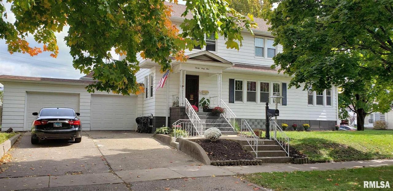 2044 15th St. #A, Moline, IL 61265