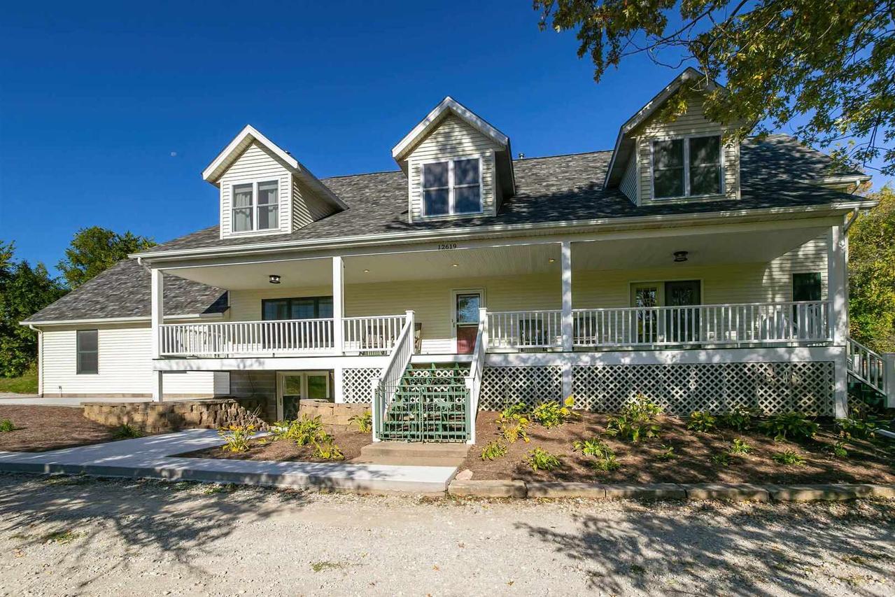 12619 84th St., Taylor Ridge, IL 61284