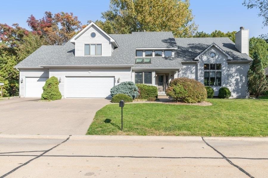 705 E 7th St., Coal Valley, IL 61240