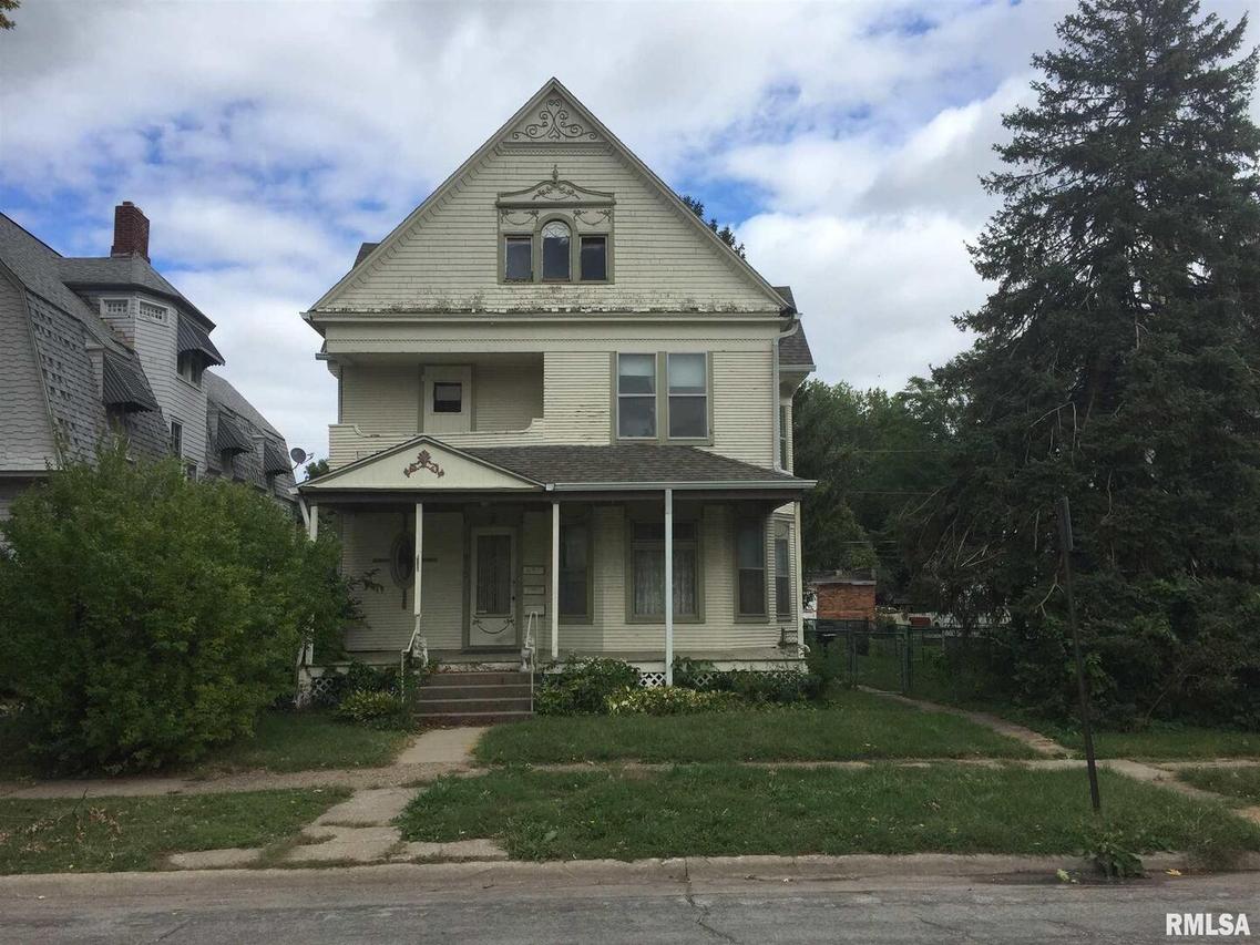 915 20th St., Rock Island, IL 61201