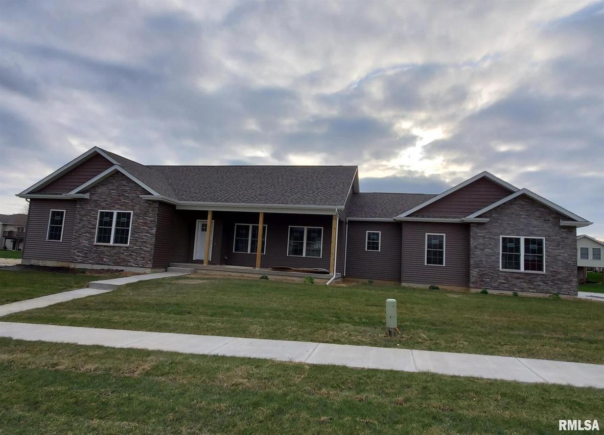 1704 E 6th St. #A, Coal Valley, IL 61240