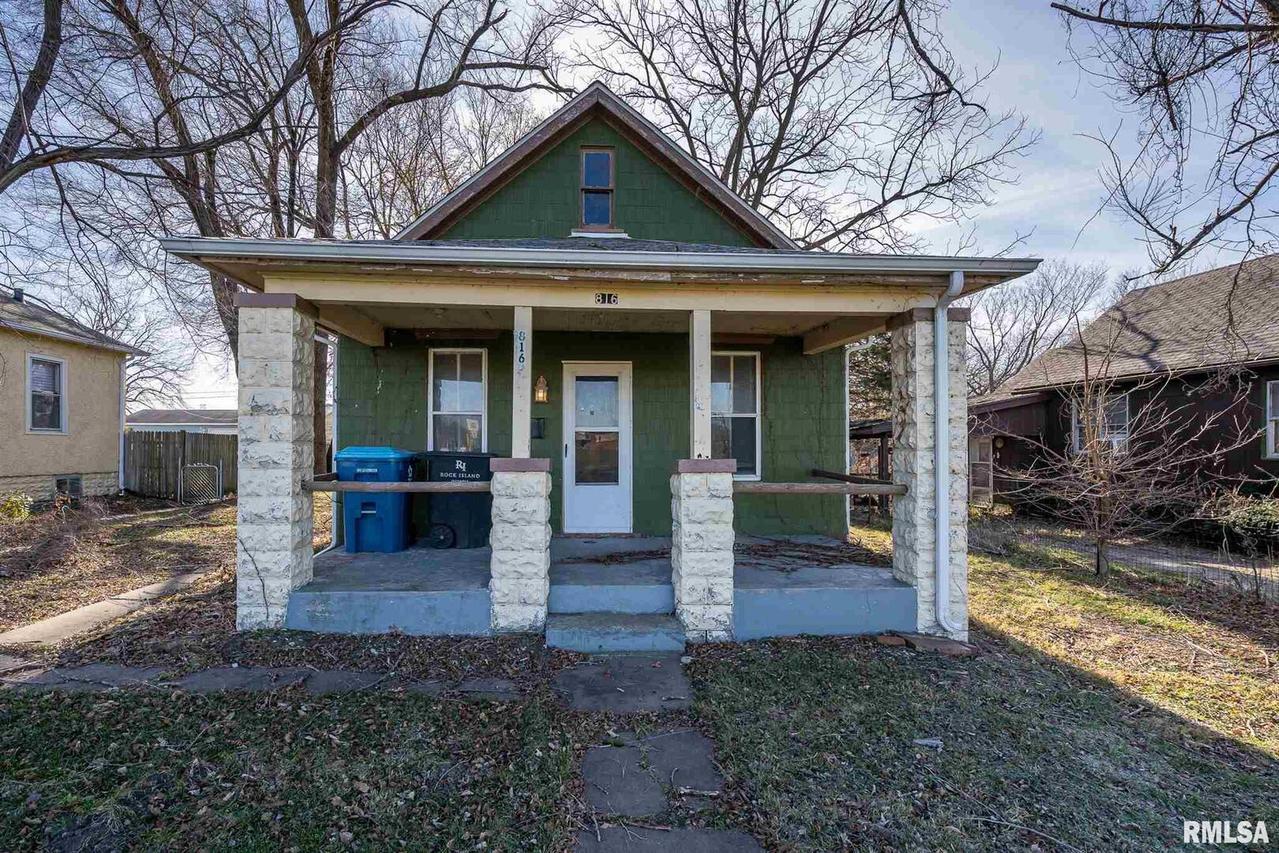 816 47th Ave., Rock Island, IL 61201