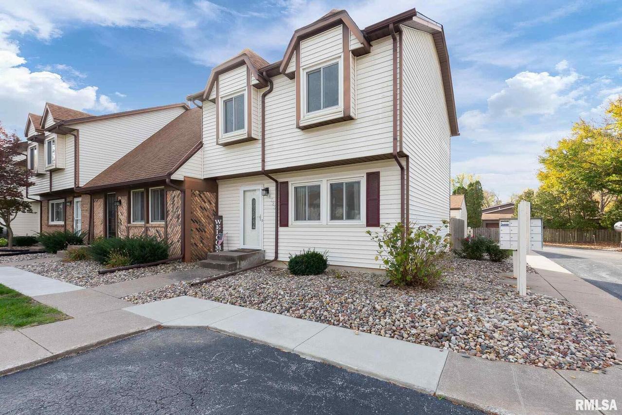 4725 11th St., East Moline, IL 61244