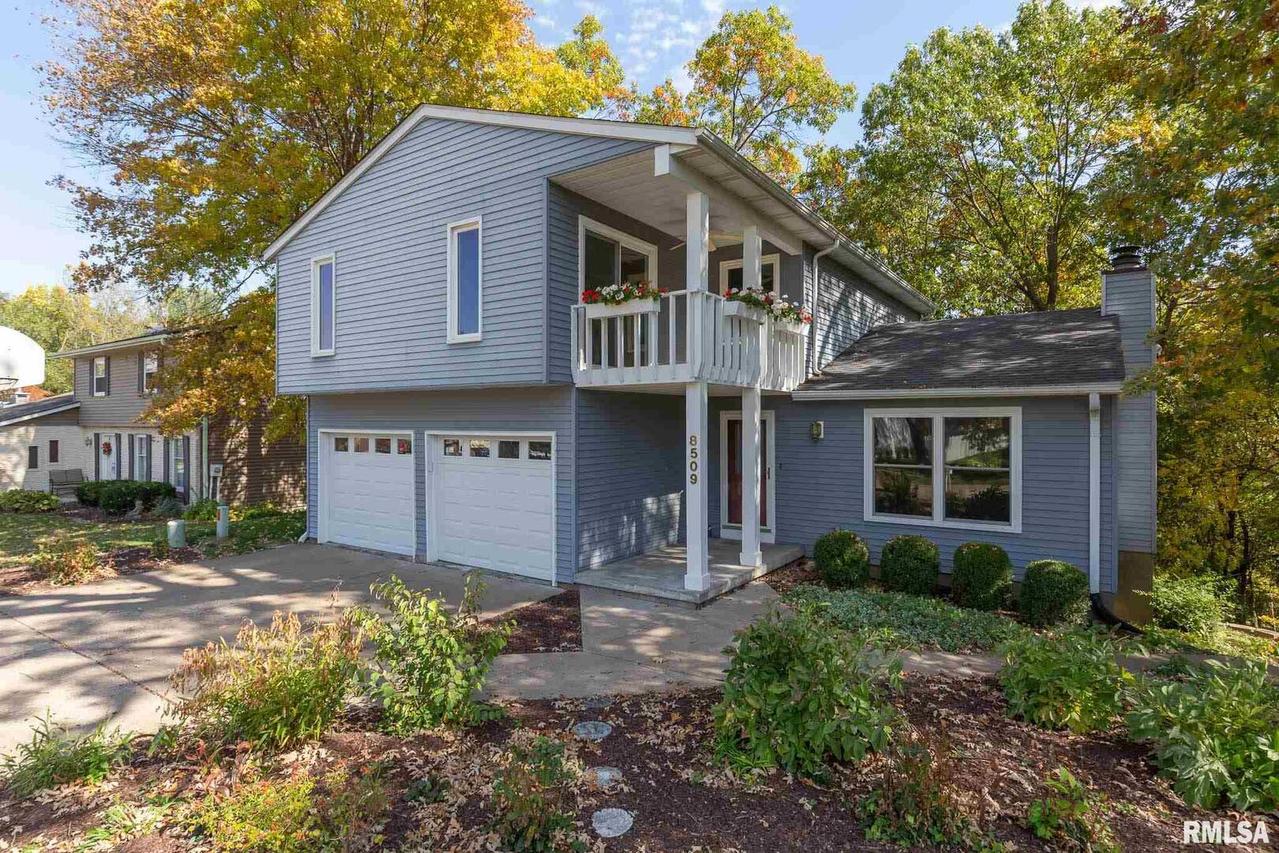 8509 W 17th St., Rock Island, IL 61201