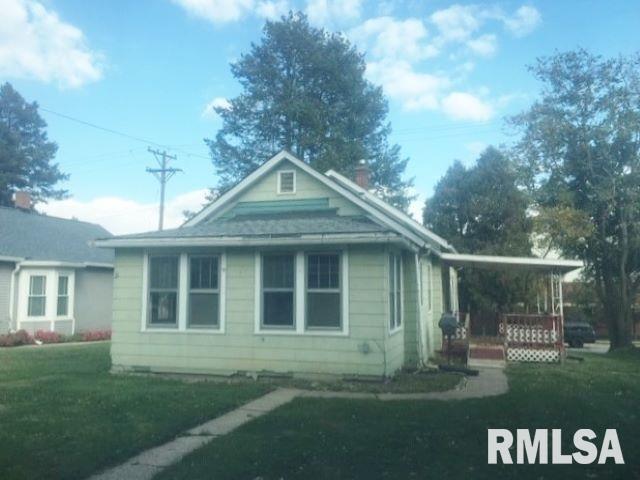 1036 30th St., Rock Island, IL 61201