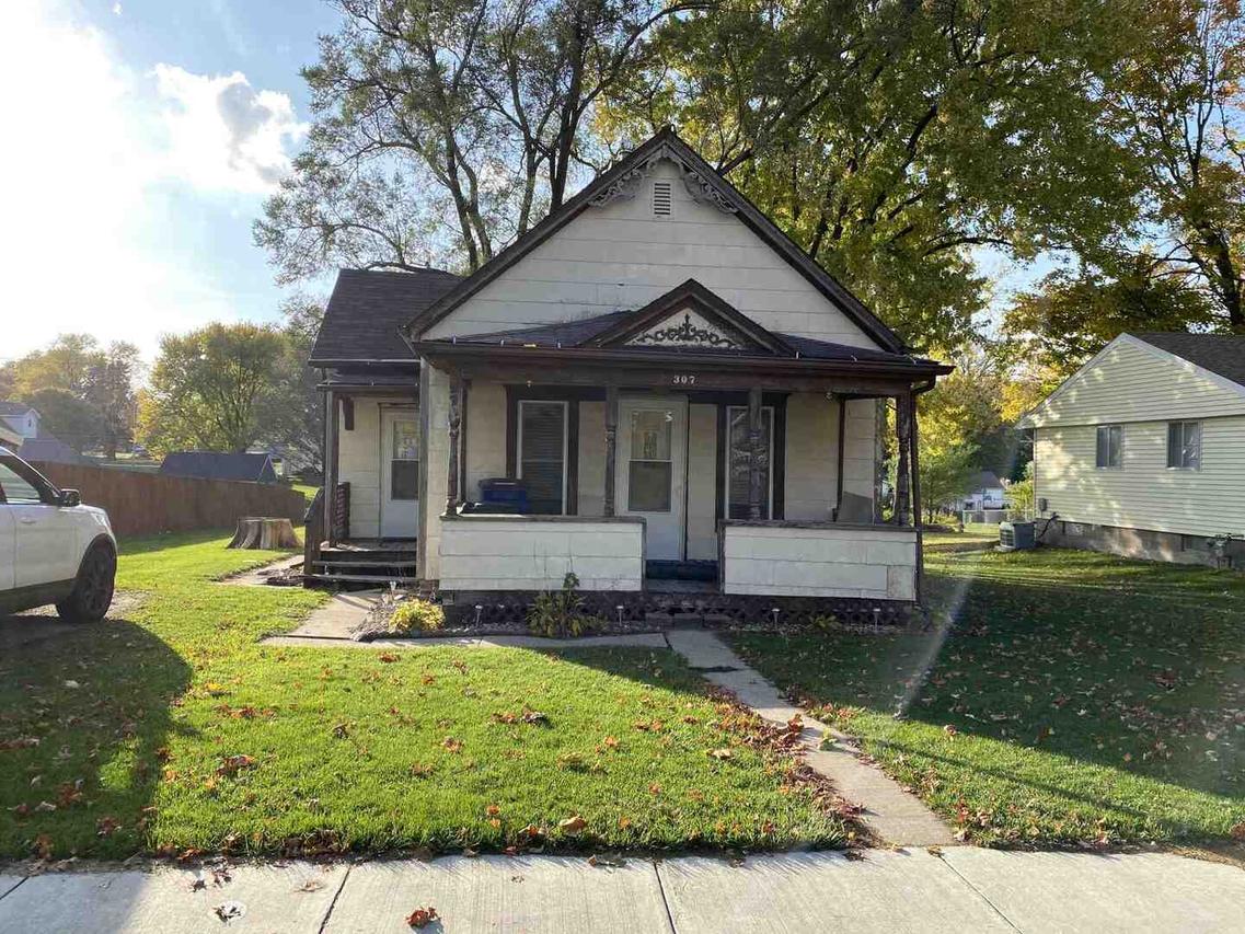 307 N Pleasant St., Cambridge, IL 61238