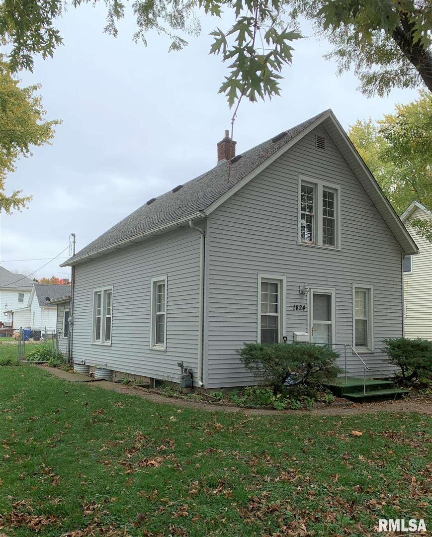 1824 4th St., Moline, IL 61265