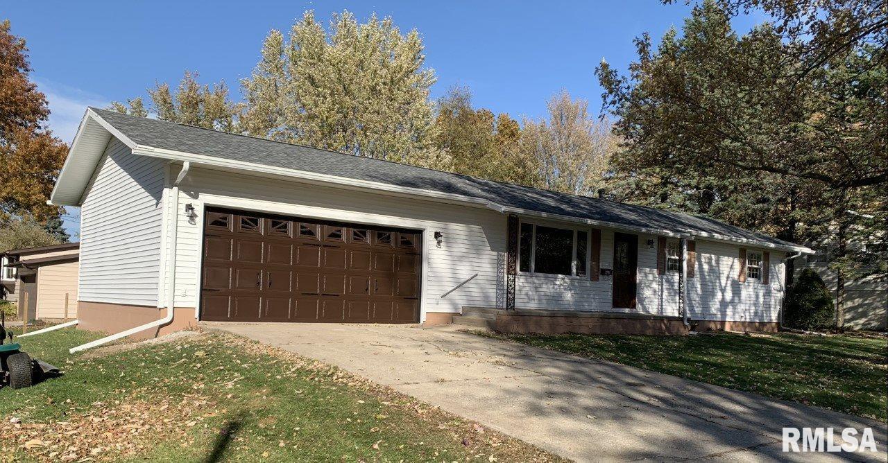 602 NW 10th St., Galva, IL 61434