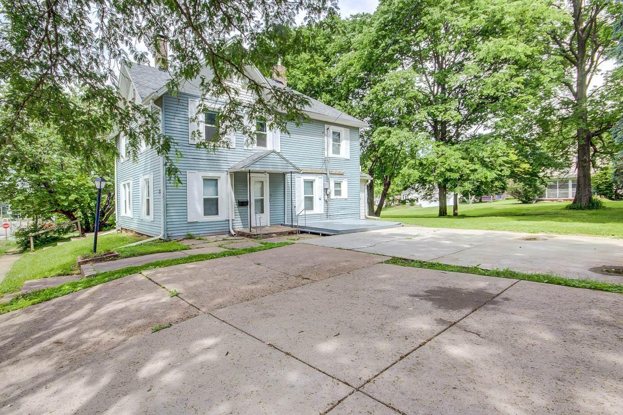 1211 45th Ave., Rock Island, IL 61201