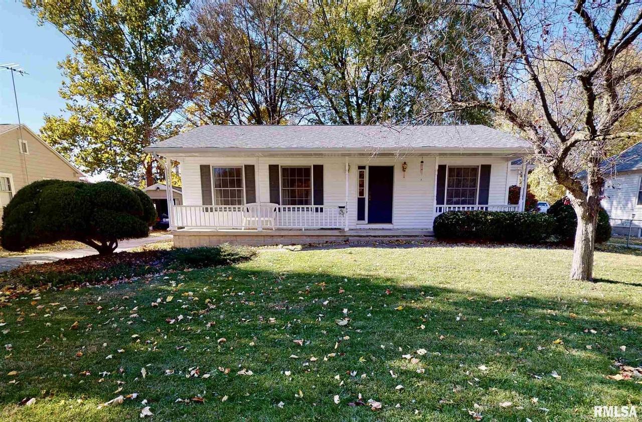 2709 47th St., Moline, IL 61265