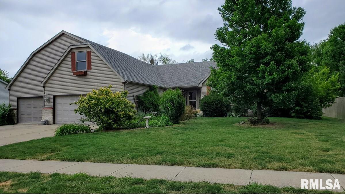 230 Prairie Grass, Chatham, IL 62629