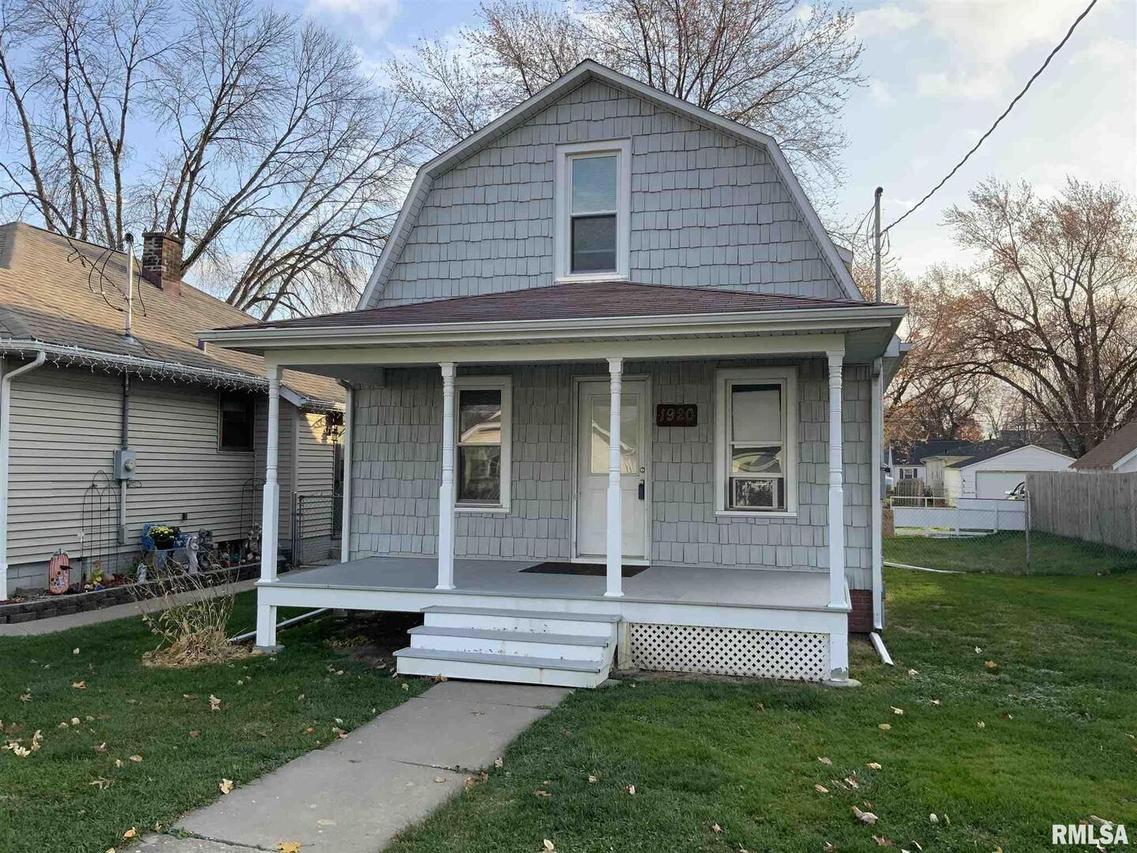 1920 32nd St., Moline, IL 61265