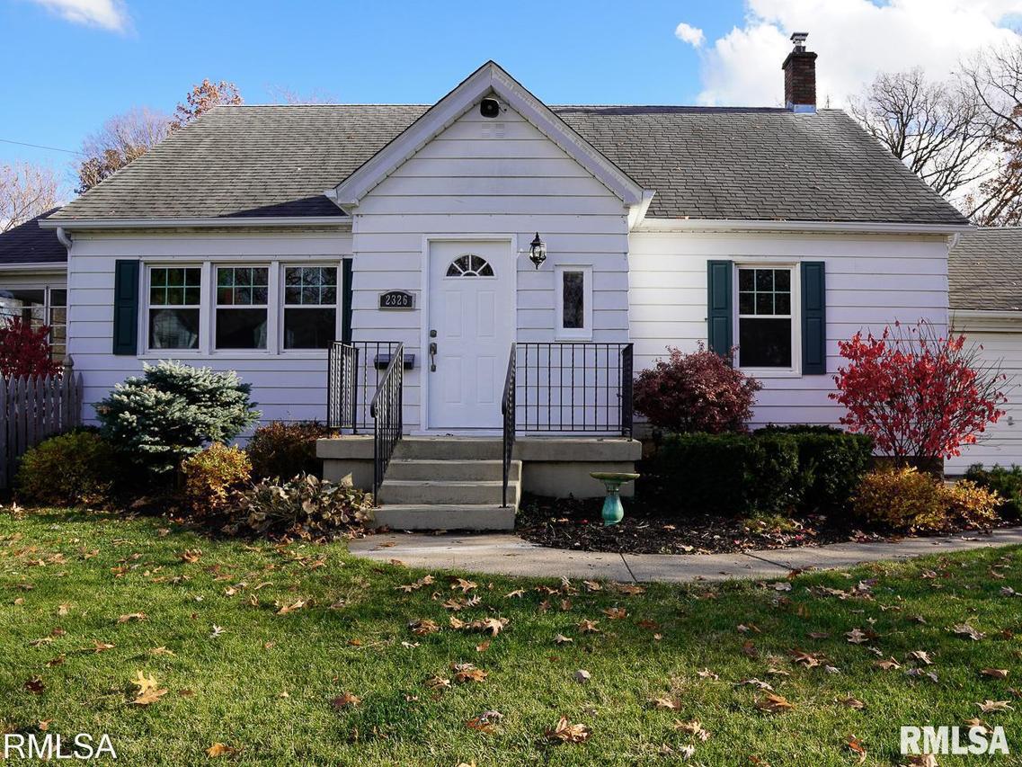 2326 16th Ave., Moline, IL 61265