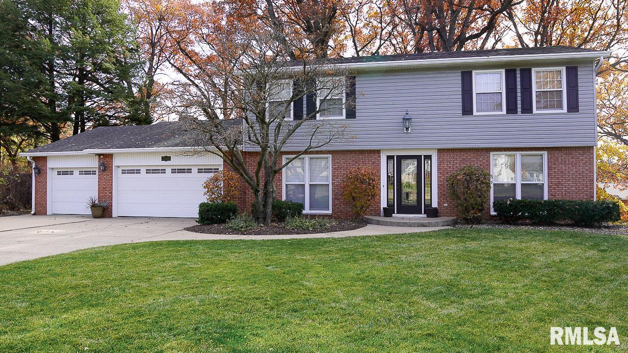 2306 16th Ave., Moline, IL 61265