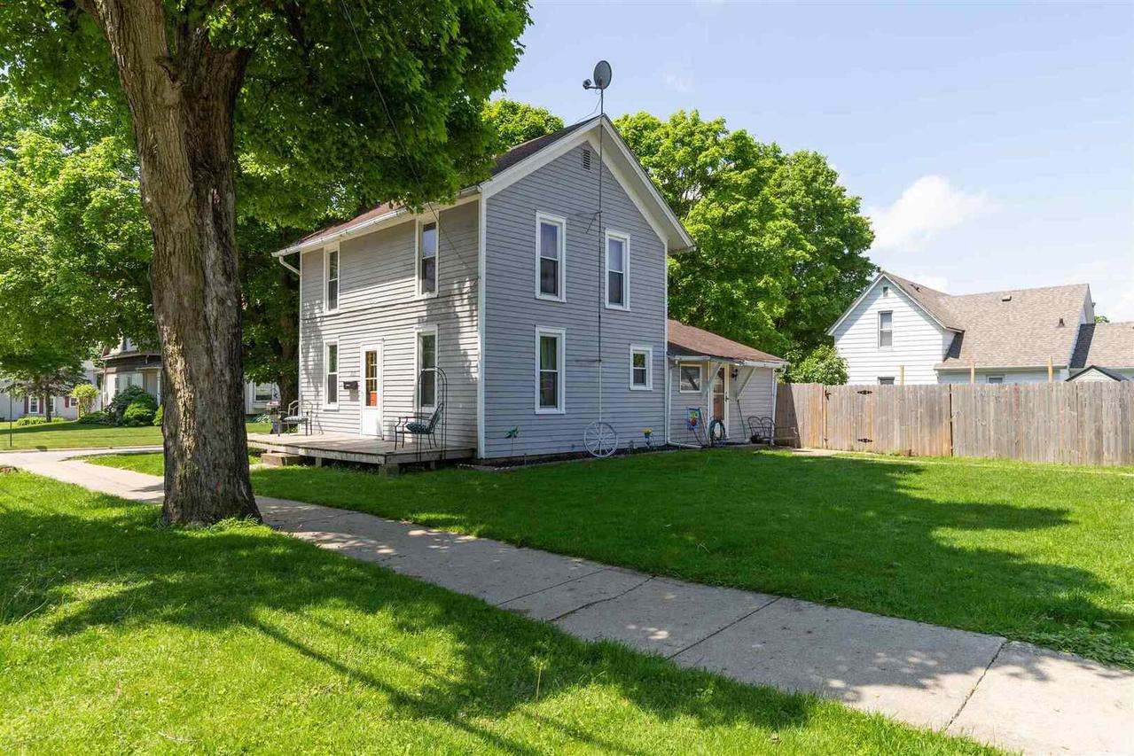 209 S Orange St., Morrison, IL 61270