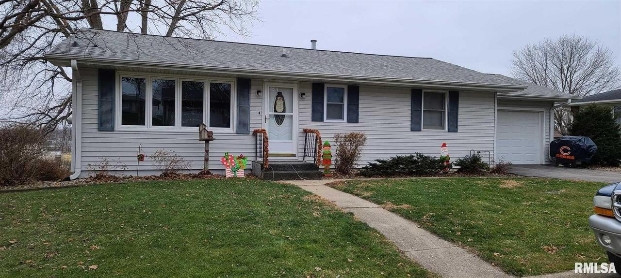 1412 9th Ave., Fulton, IL 61252