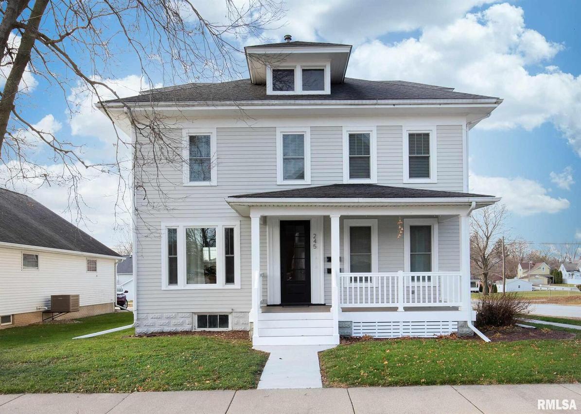 245 N State St., Geneseo, IL 61254