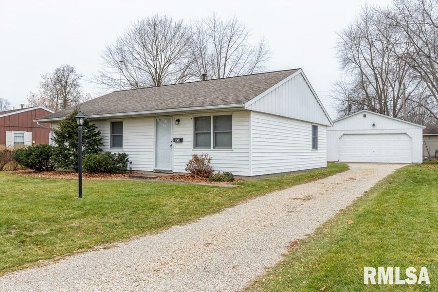 1654 Meadow Dr., Galesburg, IL 61401