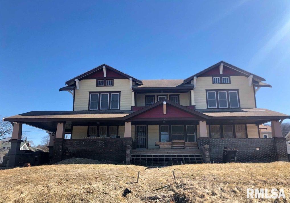 1811 12th St., Rock Island, IL 61201