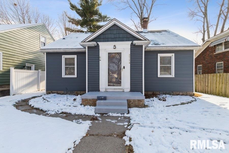 2714 13th Ave., Moline, IL 61265