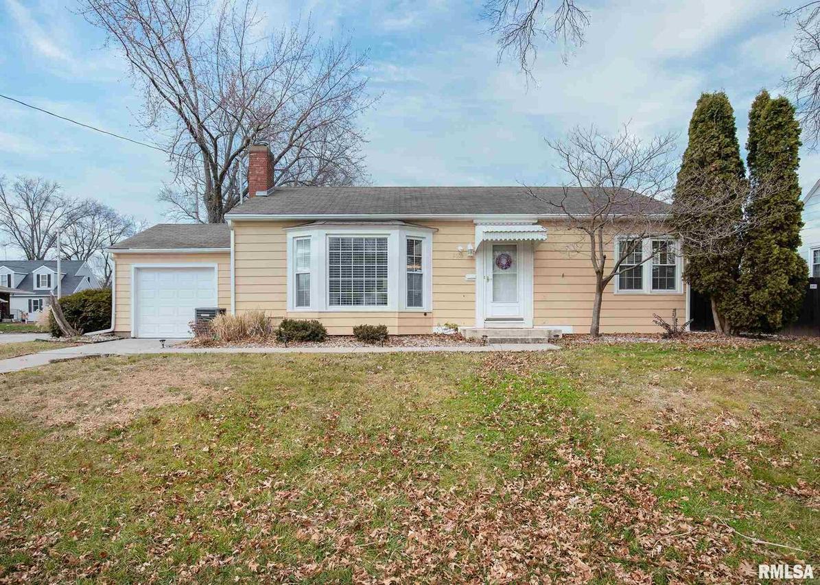 2803 25th Ave., Rock Island, IL 61201