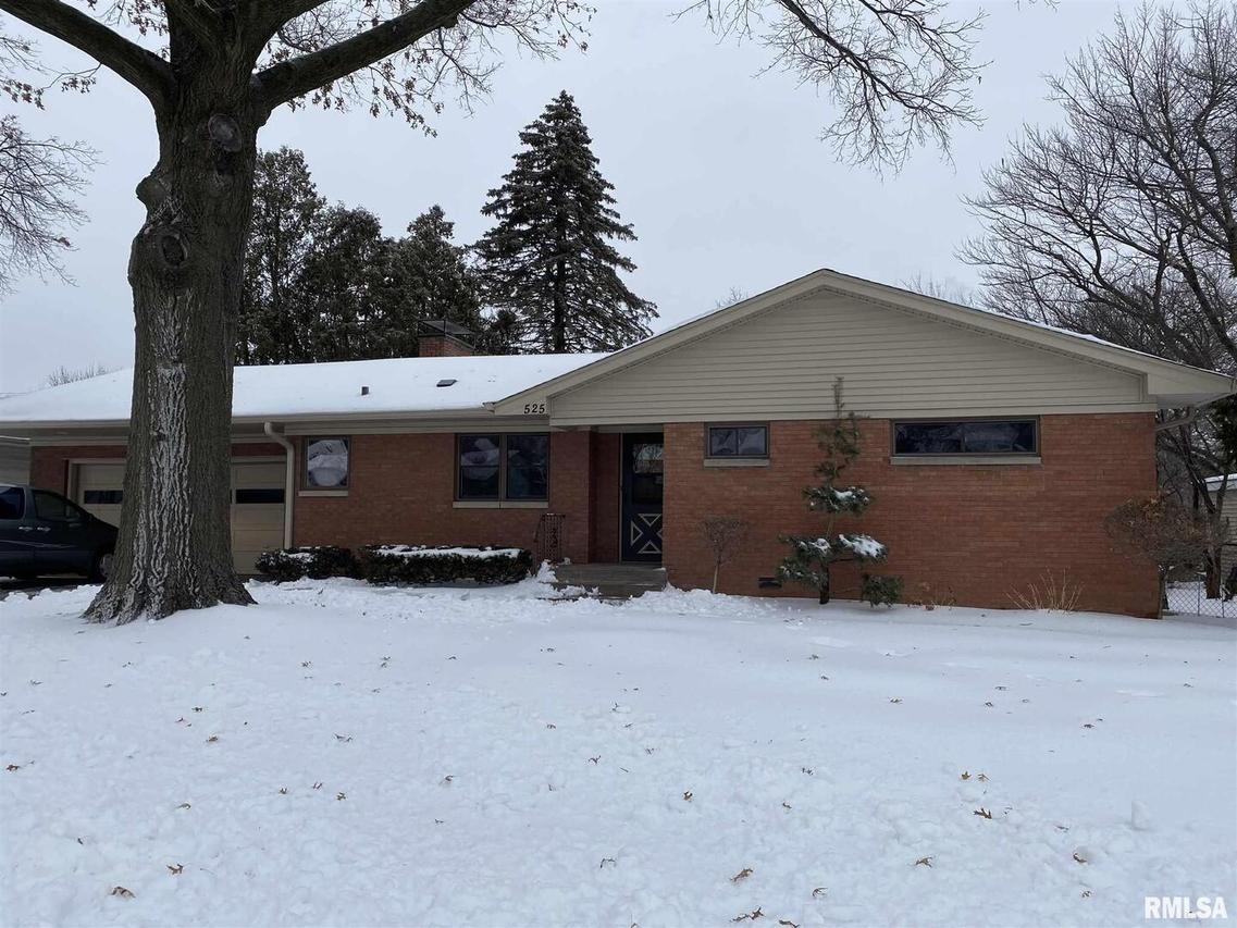 525 28th Ave., East Moline, IL 61244
