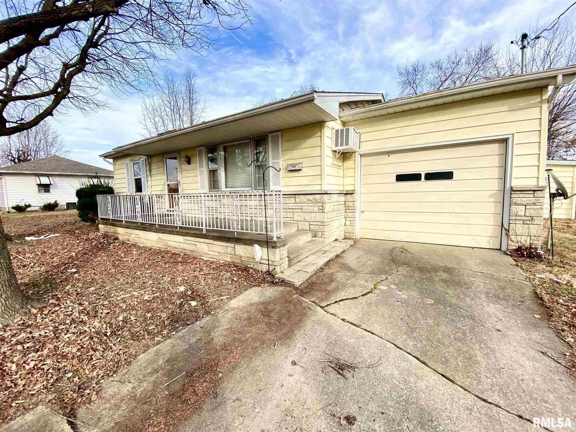 1003 N Mclaren St., Marion, IL 62959