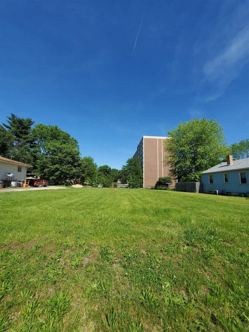 3603 9th St., Rock Island, IL 61201