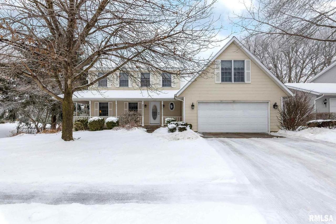 3706 77th Street Ct., Moline, IL 61265