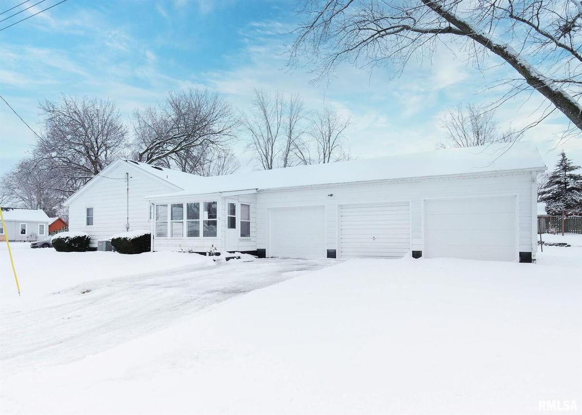 427 N Stewart St., Geneseo, IL 61254