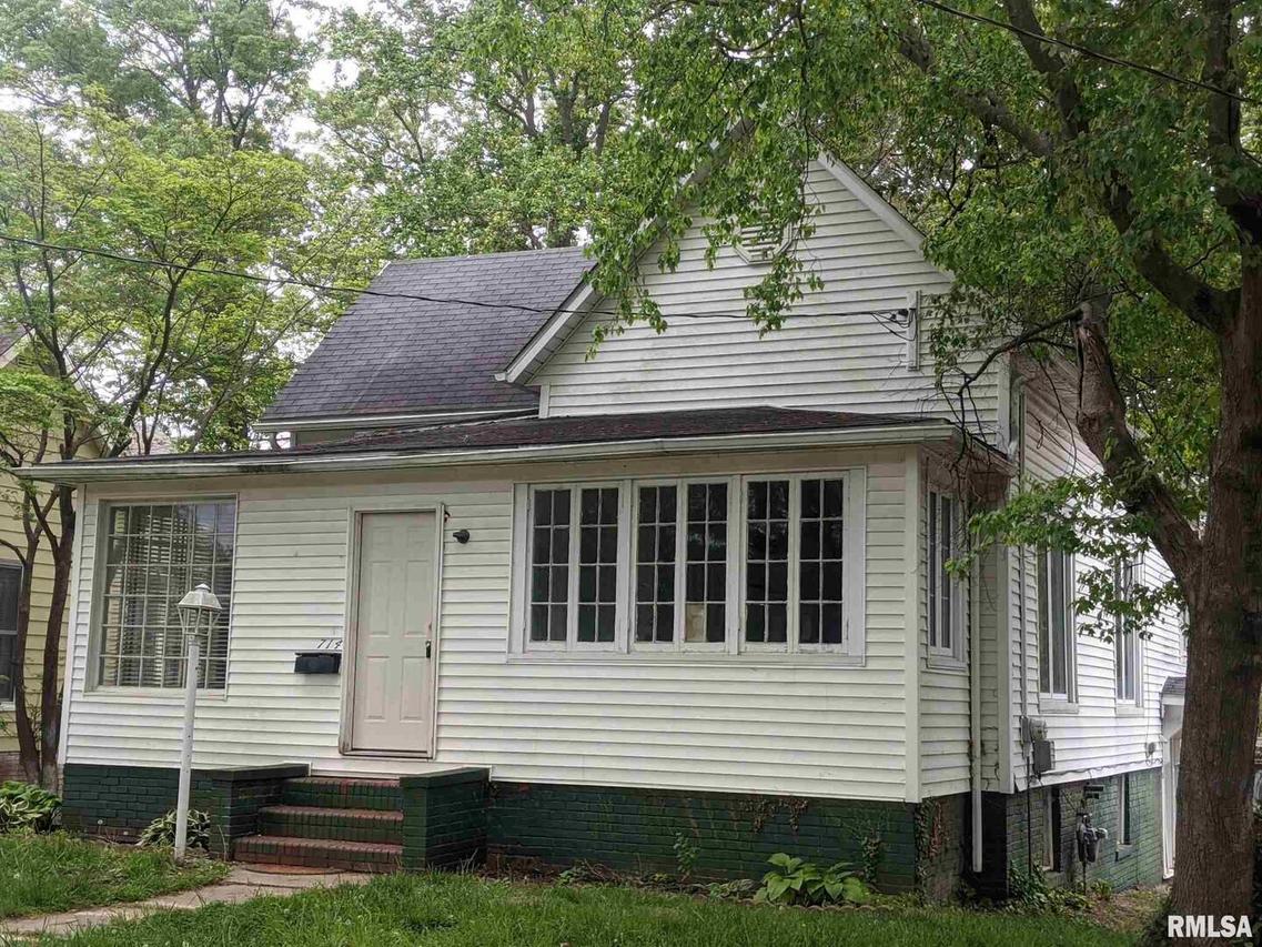 714 S Mckinley St., Harrisburg, IL 62946