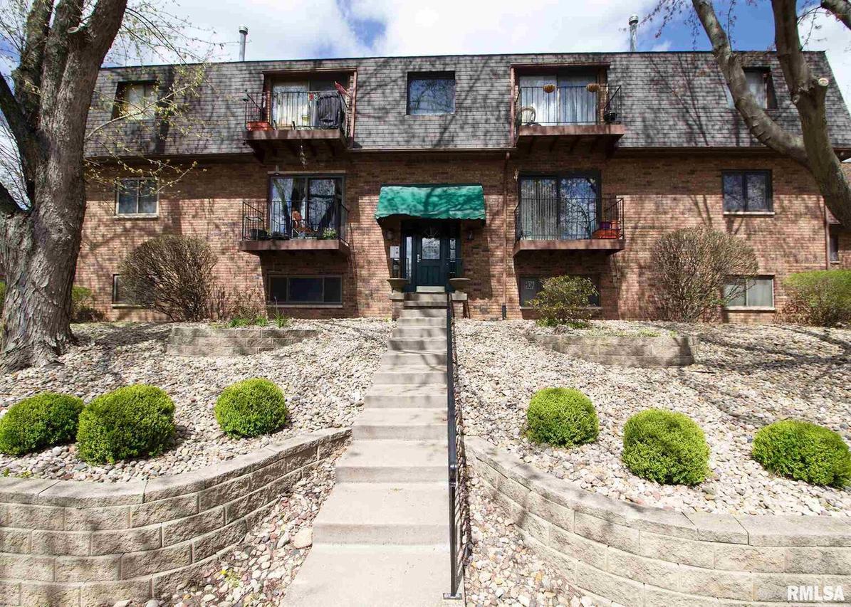 2501 26th Avenue Ct., Rock Island, IL 61201