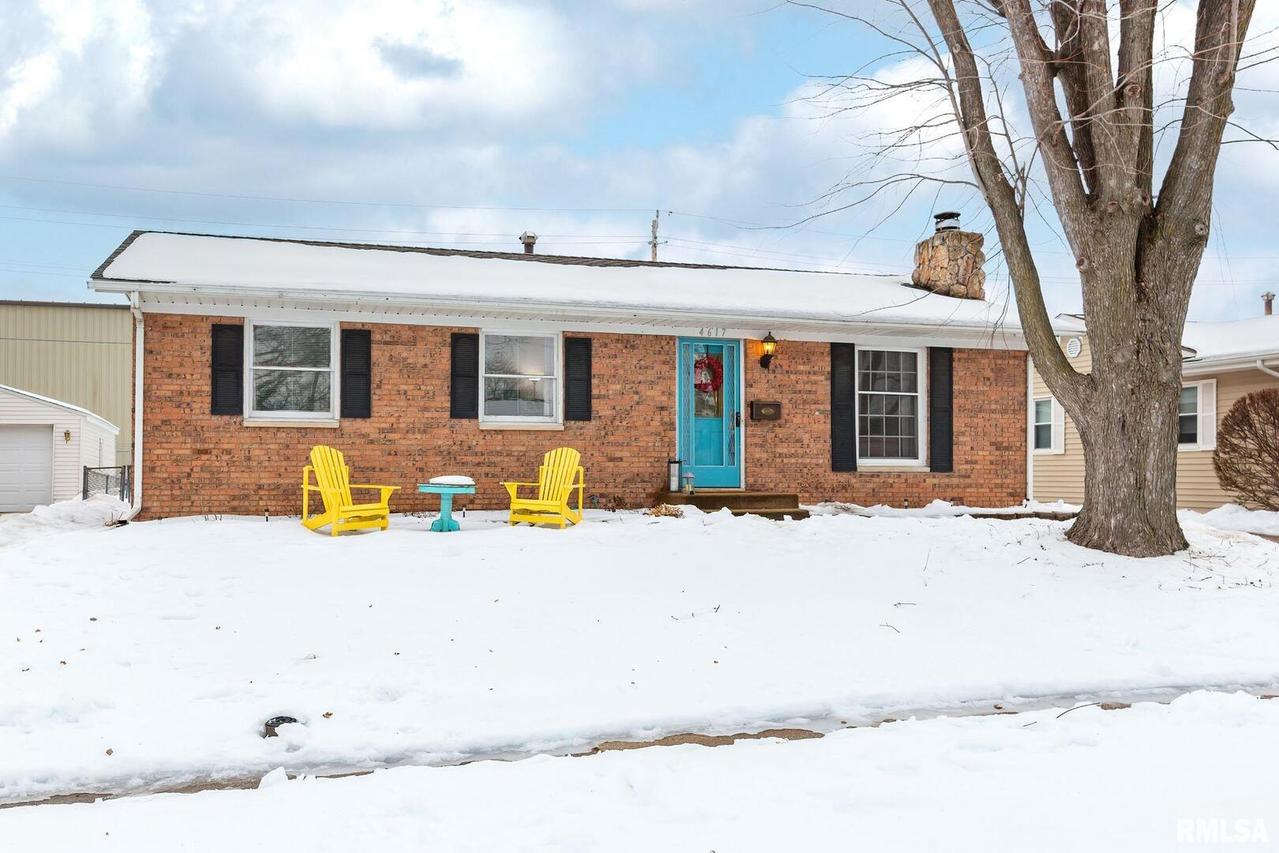 4617 47th St., Moline, IL 61265