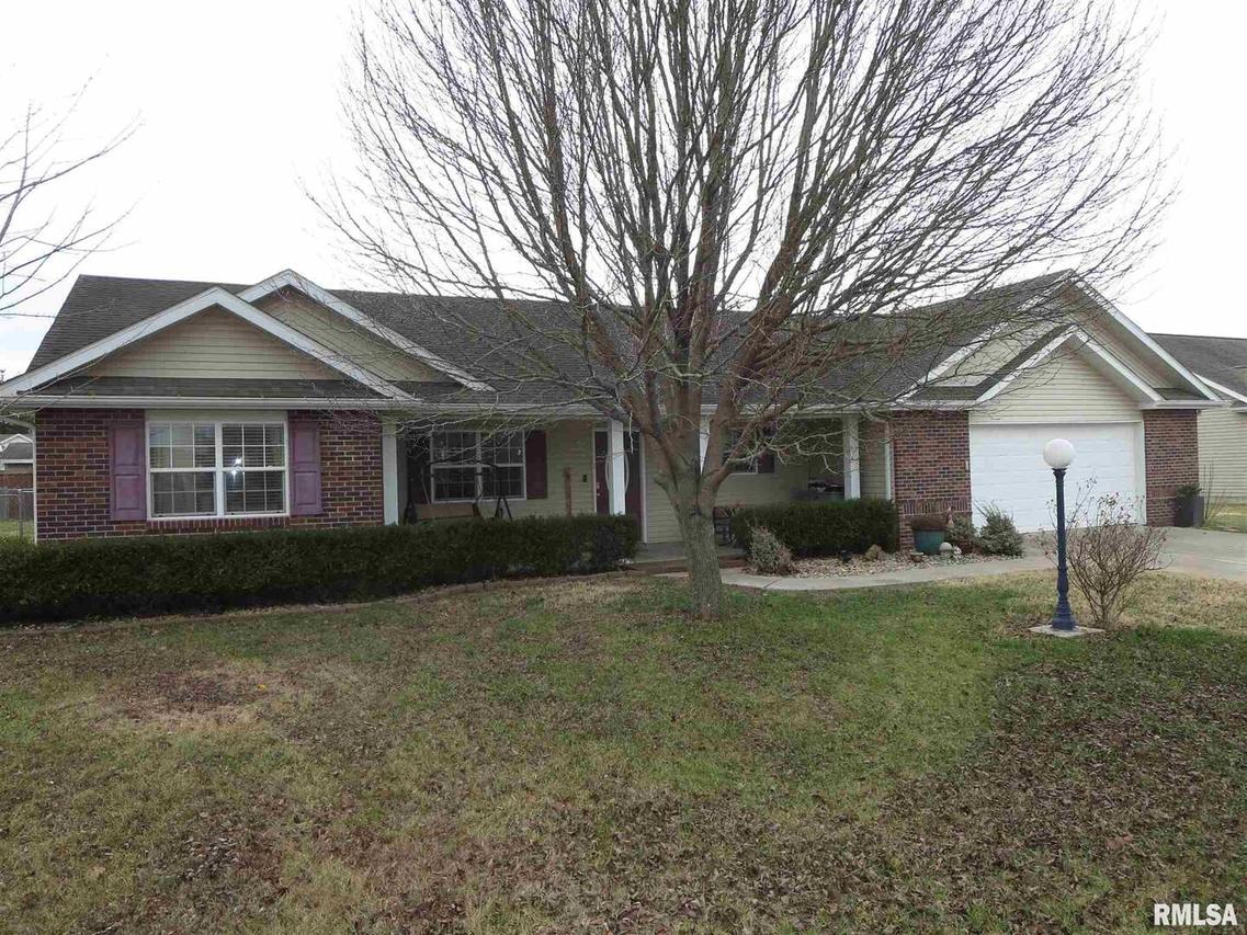 1706 Dynasty Dr., Herrin, IL 62948