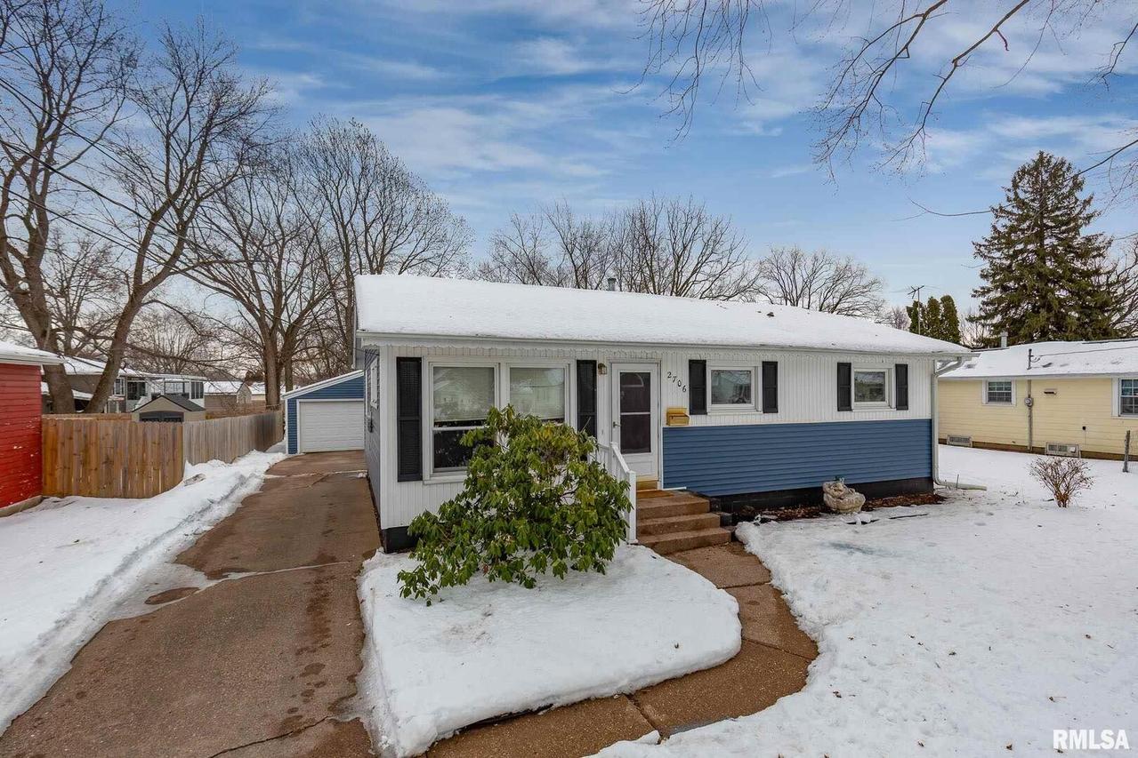 2706 47th St., Moline, IL 61265