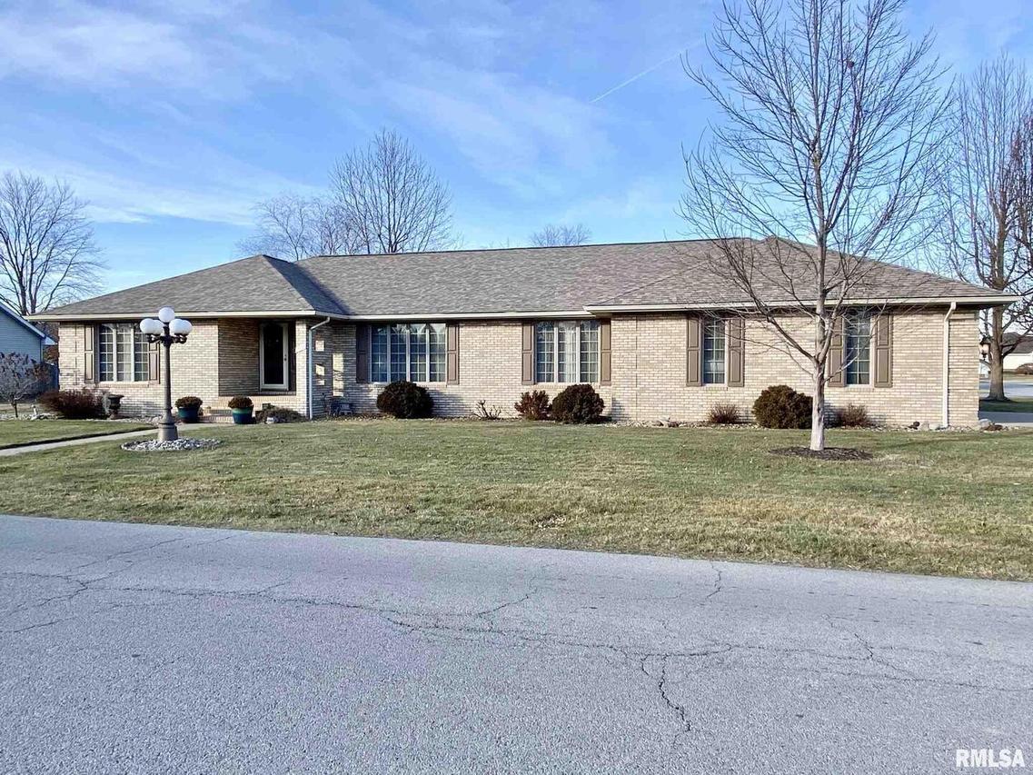 902 Morningside Dr., Marion, IL 62959