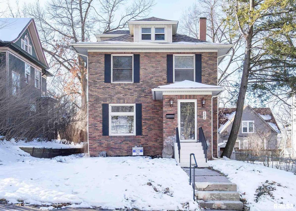 1206 22nd St., Rock Island, IL 61201