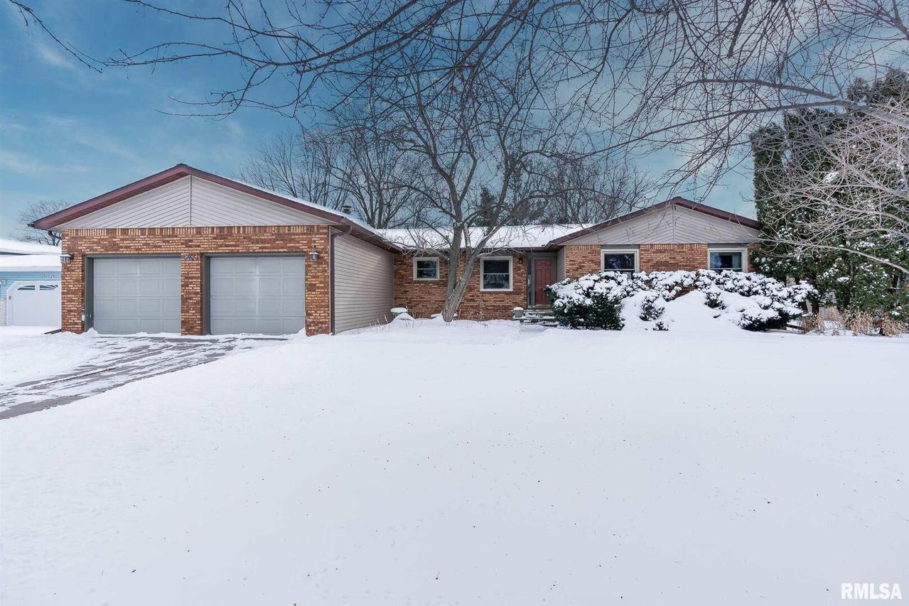 5460 30th Ave., Moline, IL 61265