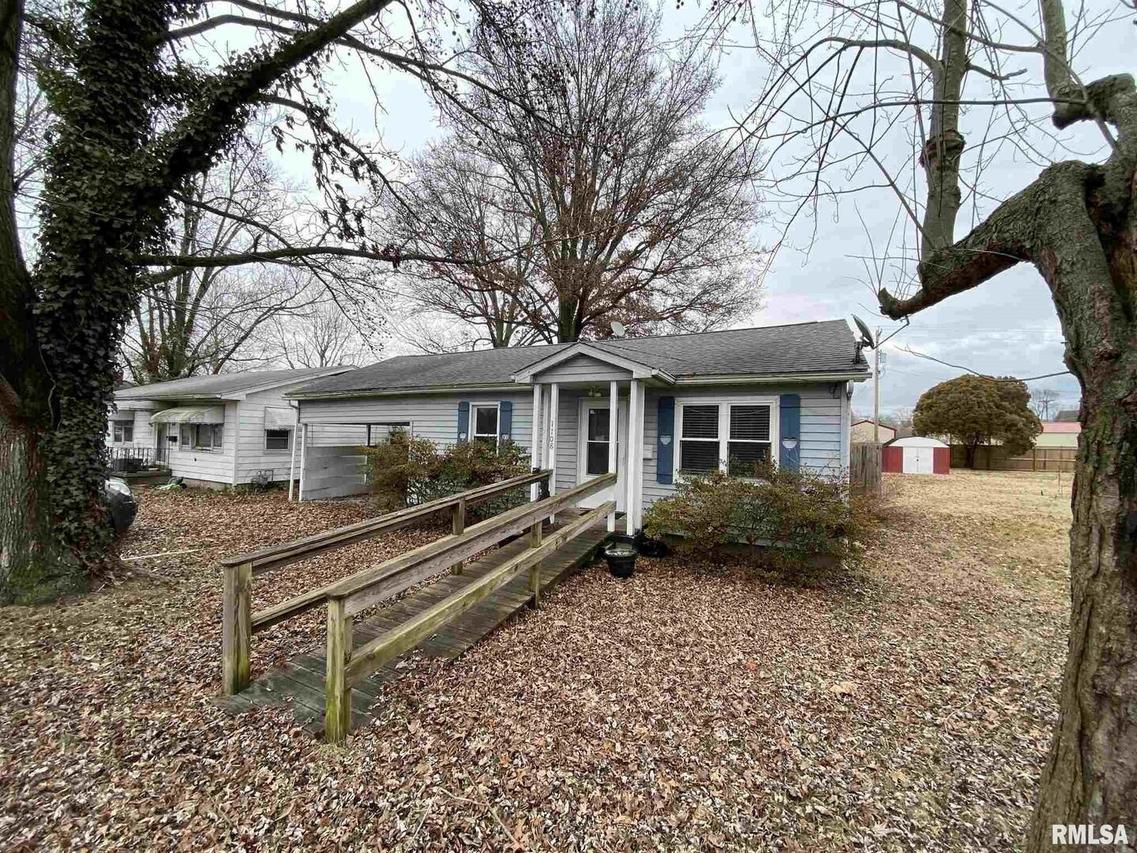 1108 N 16th St., Herrin, IL 62948