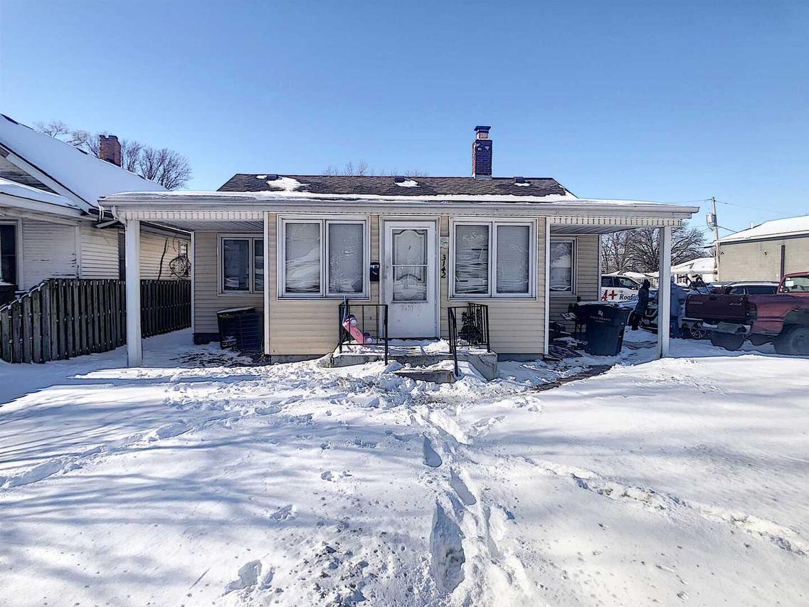 3136-3142 11th St., Rock Island, IL 61201