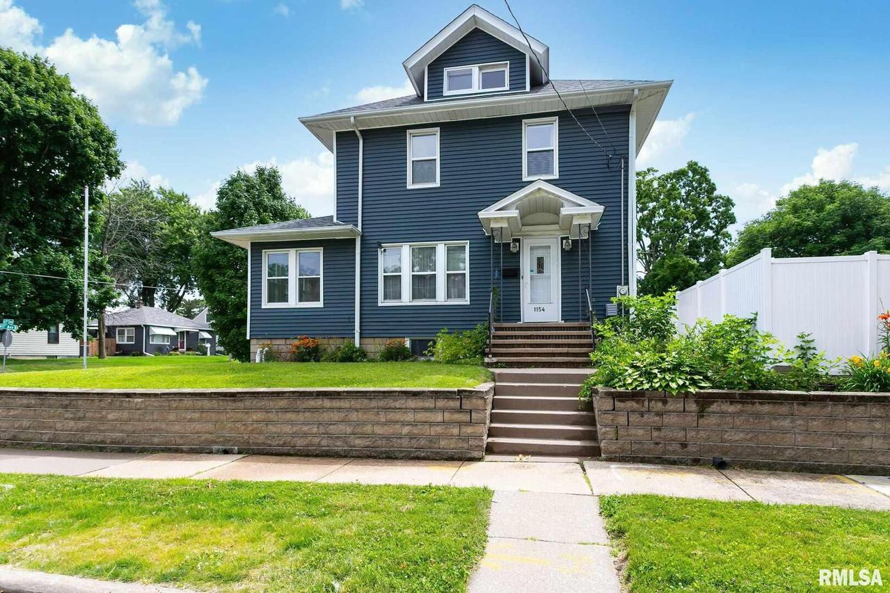 1154 29th St., Moline, IL 61265