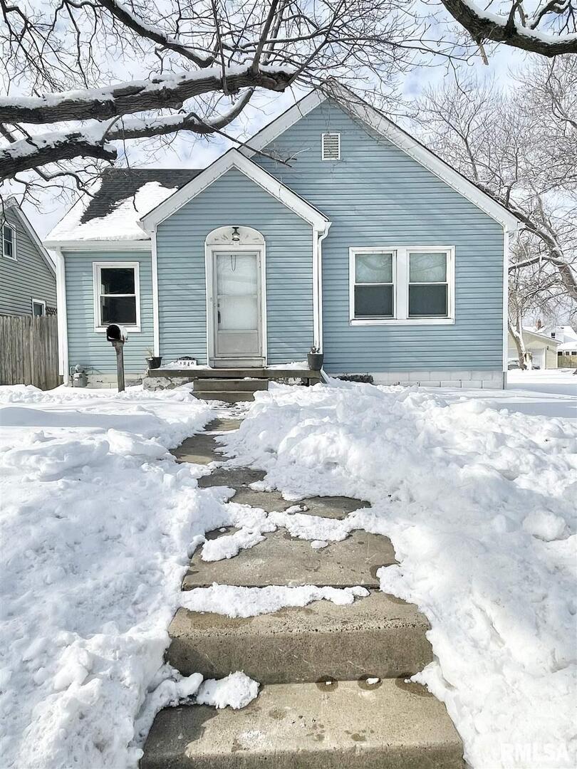 1849 34th St., Moline, IL 61265