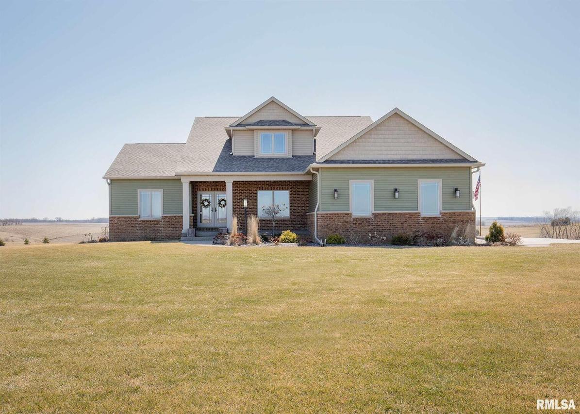 19127 N 1800 Ave., Atkinson, IL 61235